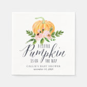 秋のカボチャのピンクのフローラ赤ちゃんシャワー スタンダードカクテルナプキン (正面)