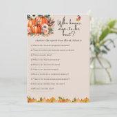 秋のカボチャの赤ちゃんシャワー 誰がママを知っているか ゲームカード 招待状 (スタンド正面)