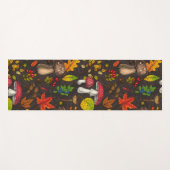 秋のキノコ葉や、木の実や果実が暗い日 ヨガマット (正面(横))