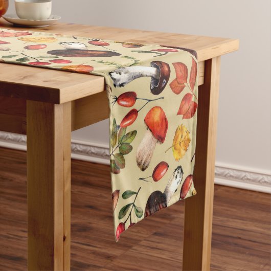 秋のキノコ ショートテーブルランナー (インサイチュ)