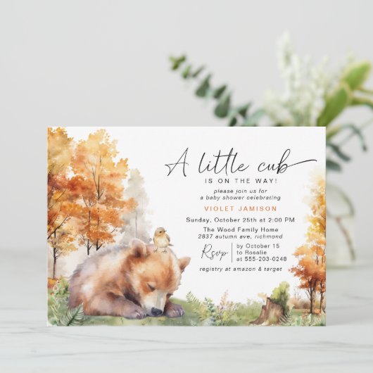秋のクマの子 |かわいい秋の森の赤ちゃんシャワー 招待状 (スタンド正面)