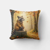 秋のタヌキが切り株に座る クッション (正面)