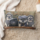 秋のパグ枕 ランバークッション (ブランケット)