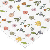 秋のピンク色の赤と黄色の花と葉花 ミディアムテーブルランナー (コーナー)