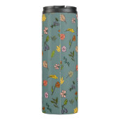 秋のピンク色の黄色い花と葉緑色 タンブラー (裏面)