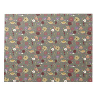 秋のフローラが緑の背景を受け入れ ノートパッド