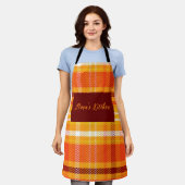 秋のプレイドタータンチェックホームデコール秋シーズン エプロン (着用した状態)