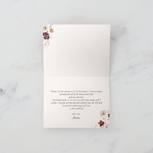秋のボヘミアンスタイルのウェディングシャワーのための花のアーチ サンキューカード (内部)