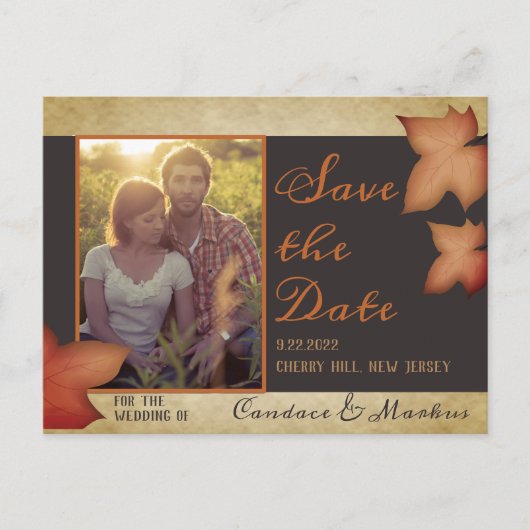 秋のメープル離れズウッドシウェディングの日付を保存 案内ポストカード (正面)