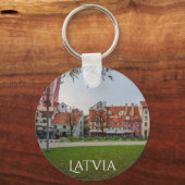 秋のリガ旧市街 キーホルダー (裏面)