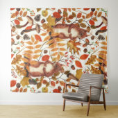 秋のリスと秋の花が白く咲く タペストリー (インサイチュ(横))