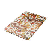 秋のリスと秋の花が白く咲く バスマット (アングル)