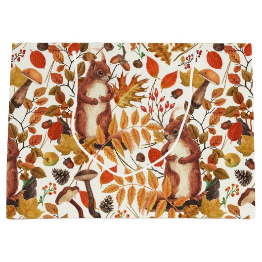 秋のリスと秋の花が白く咲く ラージペーパーバッグ (正面)