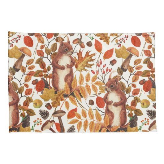 秋のリスと秋の花が白く咲く 枕カバー (裏面-右)