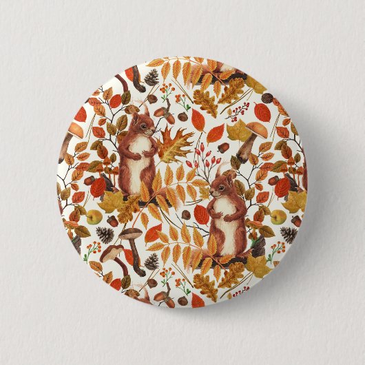 秋のリスと秋の花が白く咲く 缶バッジ (正面)