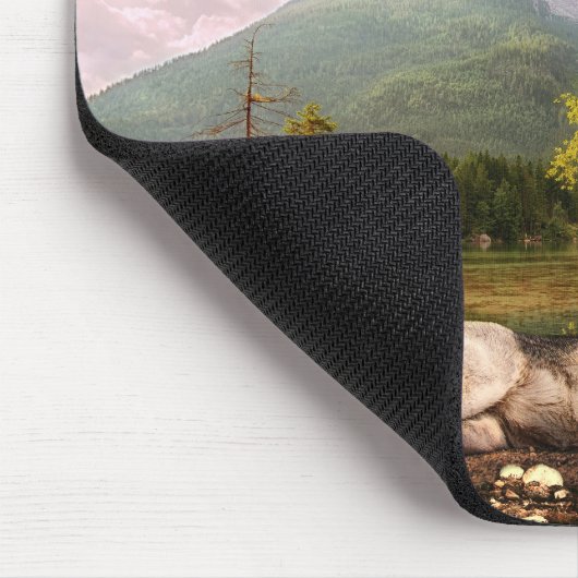 秋のレイクショアにあるシベリアのハスキーパーソナライズされた- マウスパッド (コーナー)