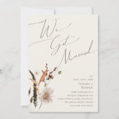 秋のワイルドフラワー | ベージュのエロープメント発表 招待状 (正面)