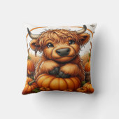 秋の収穫カボチャの間に入った高地の牛 クッション (裏面)