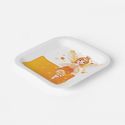 秋の妖精プリンセスとオレンジ離れの王冠 ペーパープレート (傾斜あり)