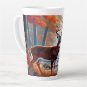 秋の威厳のある森に立つ鹿 カフェラテマグ (左アングル)