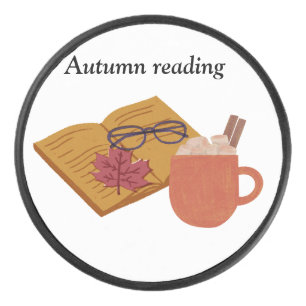 秋の居心地の良い雰囲気 – ホットココア、本&紅葉 アイスホッケーパック
