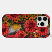 秋の庭のロビンズブラックの赤いダリア iPhoneケース (裏面横)
