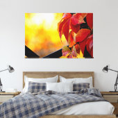 秋の庭葉に魅力的な赤いつる植物 キャンバスプリント (インサイチュ (寝室))