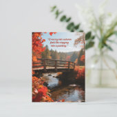 秋の引用文の森の木離れ々の道 ポストカード (スタンド正面)