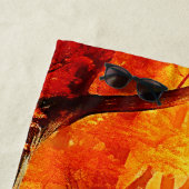 秋の抱擁：炎の森の道 ビーチタオル (インサイチュ)