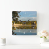 秋の朝の壁時計のグロー スクエア壁時計 (ホーム)