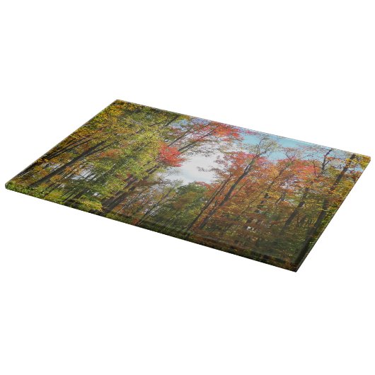 秋の木々とブルースカイ秋の自然写真 カッティングボード (角)