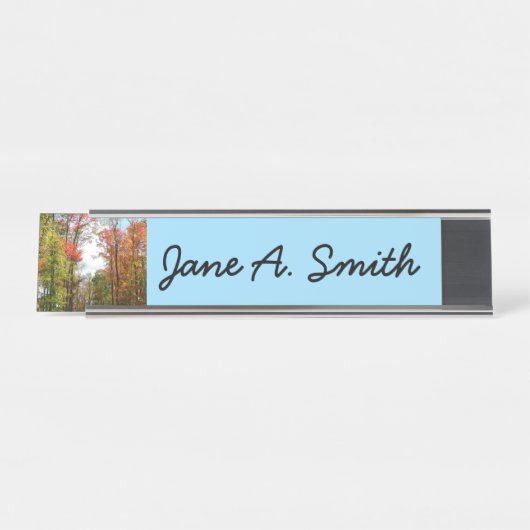 秋の木々とブルースカイ秋の自然写真 デスクネームプレート (正面)