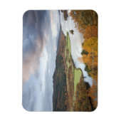 秋の木々とロックPhaskally, Pitlochry マグネット (縦)