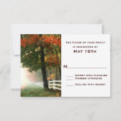 秋の木々の紅葉フェンス結婚式RSVPカード 出欠カード (裏面)