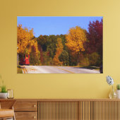 秋の木々の赤いトロリーカーカラー キャンバスプリント (インサイチュ (リビング))
