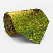 秋の木と納屋のパインタリーネックタイ ネクタイ (ロール)