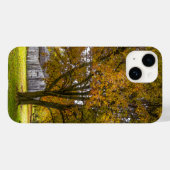 秋の木と納屋 Case-Mate iPhoneケース (裏面 (横))