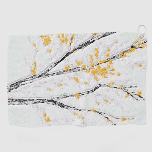 秋の木の枝と黄色の紅葉 ゴルフタオル (横)