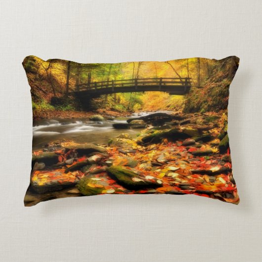 秋の木橋そして入り江 アクセントクッション (正面)