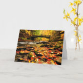 秋の木橋そして入り江 カード (黄色い花)