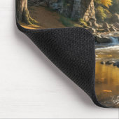 秋の木造の屋根付き橋 マウスパッド (コーナー)