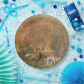 秋の森の中で枯れる ペーパープレート (パーティー)