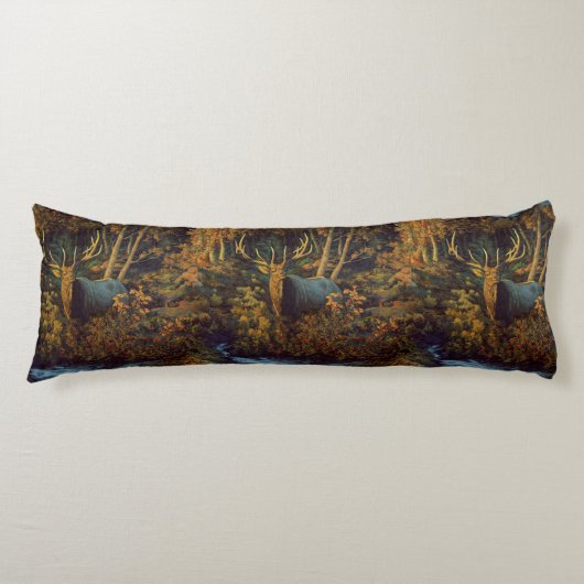 秋の森の中のブルエルク ボディピロー (正面)