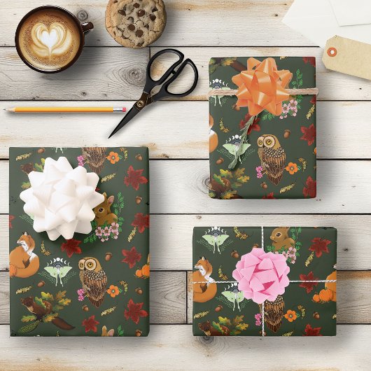 秋の森の動物が緑 ラッピングペーパーシート