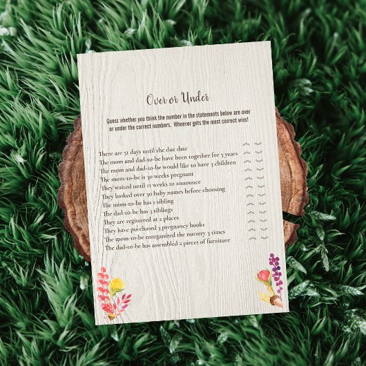 秋の森の動物の上または下のベビーゲーム 招待状