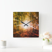 秋の森の太陽 スクエア壁時計 (ホーム)