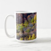 秋の森の木の空中観カラフル光 コーヒーマグカップ (左)