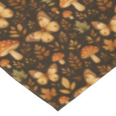 秋の森キノコと蝶 テーブルクロス (アングル)