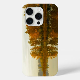 秋の森バイザリバー iPhone 15 PROケース