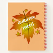 秋の気分タイポグラフィメープル葉 ノートブック (裏面)